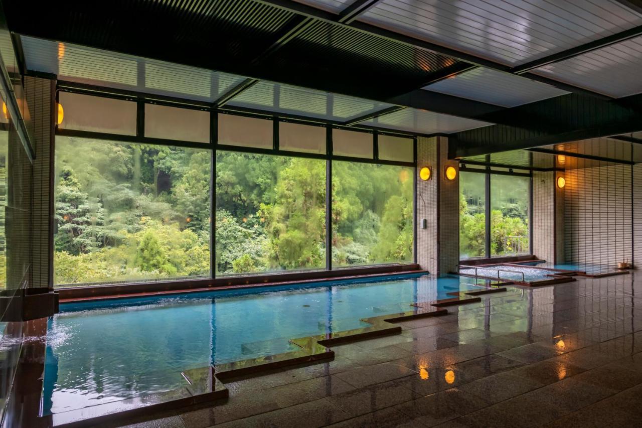 Yamanaka Onsen Hanatsubaki Кага Экстерьер фото