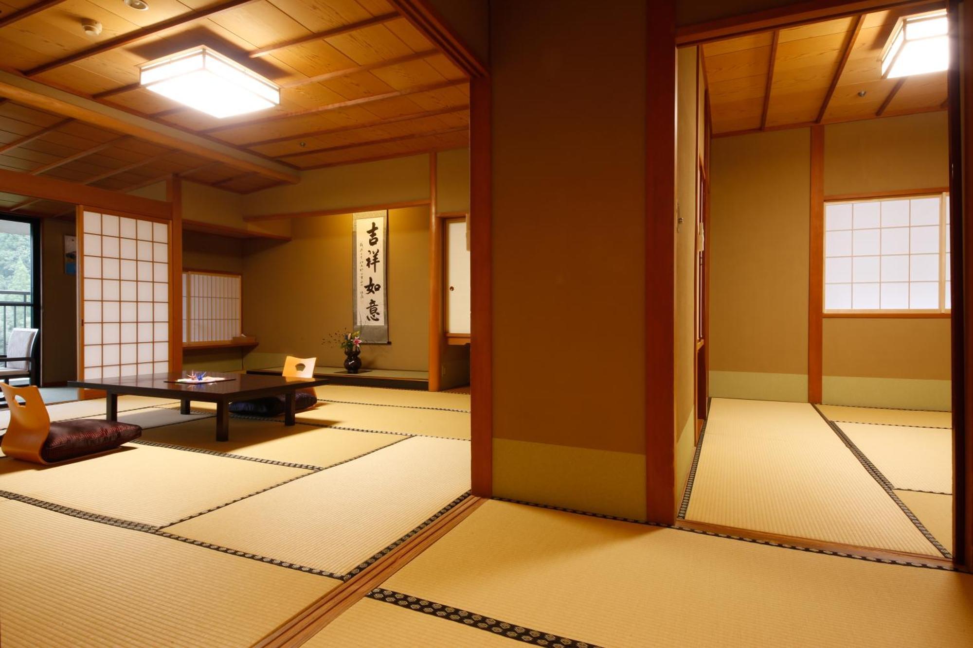 Yamanaka Onsen Hanatsubaki Кага Экстерьер фото